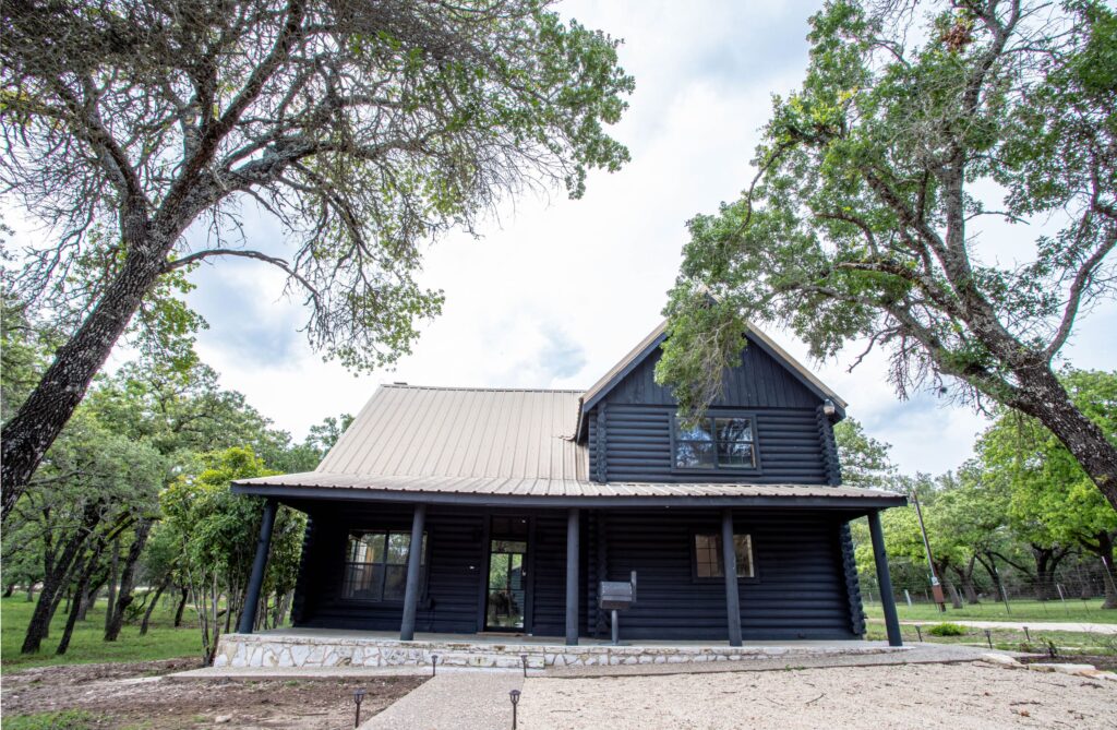 Fredericksburg Log Haus